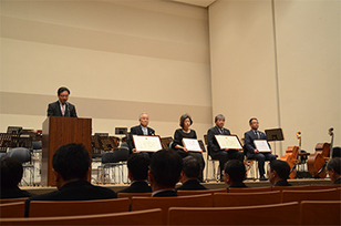 写真：北海道地域文化選奨贈呈式に出席する市長の様子1