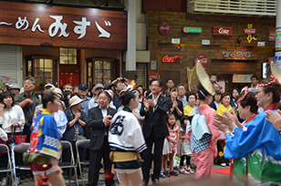 写真：全道阿波踊り大会の様子1