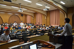 写真：帯広畜産大学「とかち学」講義の様子2