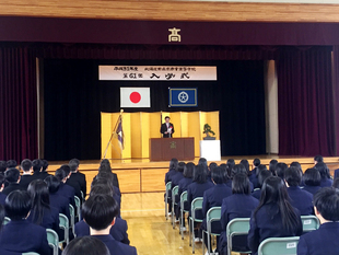 写真：「帯広南商業高等学校」入学式　市長訓示2