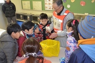 写真：冬季防災訓練の様子1