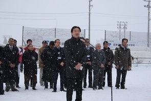写真：ばんえい十勝　市長の挨拶の様子