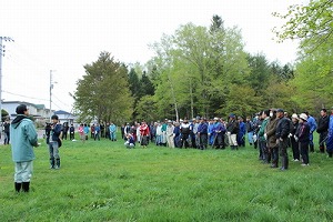 写真：全市一斉河川清掃の様子2