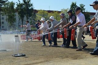 写真：消火訓練の様子