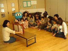 写真：エコエコ紙芝居の実演