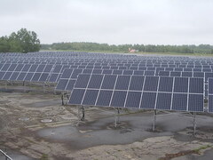 写真：調整区域内　太陽光パネル