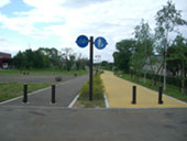 写真：自転車歩行者専用道路1