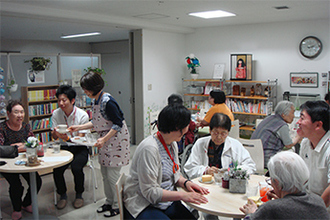 写真：認知症カフェ