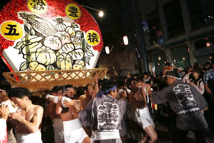 写真：夢降夜みこし