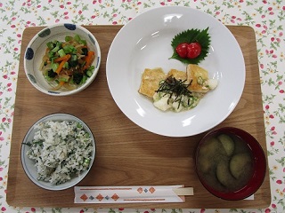写真：ランチ1