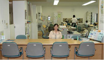 写真：1階窓口