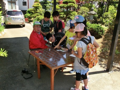 写真：西小地区スタンプラリー