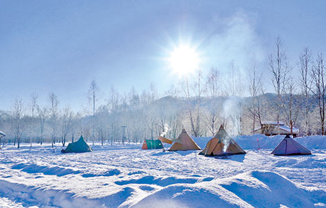 テント：マイナス20度での極寒キャンプはここでしか味わえない。