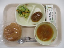 写真：8月23日中学校献立