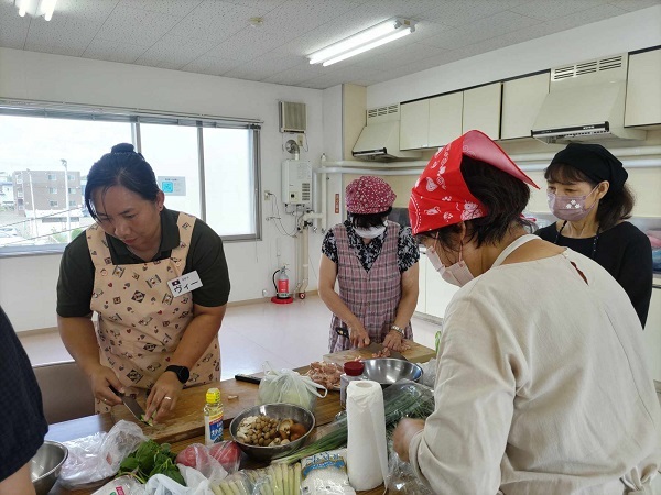 写真：ラオス料理講座（1）