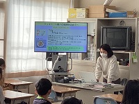 写真：東小学校での授業の様子2