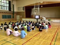 写真：明和小学校での授業の様子1