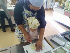 パパと子の料理教室写真