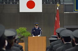 写真:帯広市消防出初式で挨拶する市長