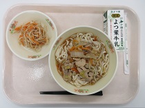 写真:5月2日中学校献立