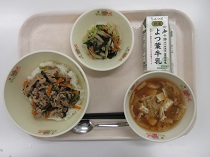 写真:5月8日中学校献立