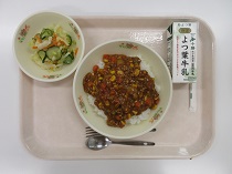 写真:7月23日中学校献立