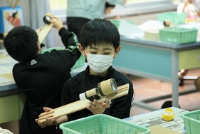 写真：帯広少年少女発明クラブの様子