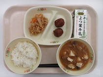 写真:10月8日中学校献立