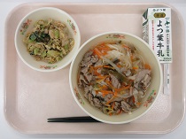写真:10月31日中学校献立