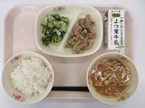写真:11月26日中学校献立