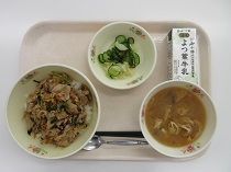 写真:1月10日中学校献立