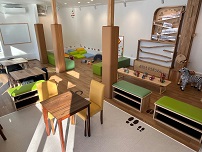 東エリア屋内休憩施設内観