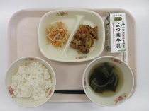 写真:4月8日中学校献立