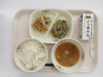 写真:4月11日中学校献立
