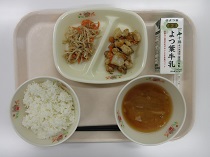 写真:5月8日中学校献立