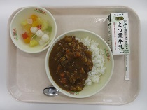 写真:6月25日中学校献立