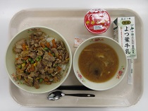 写真:8月27日中学校献立