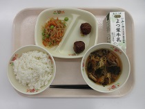 写真:10月10日中学校献立
