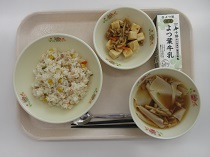 写真:10月17日中学校献立