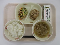 写真:10月22日中学校献立