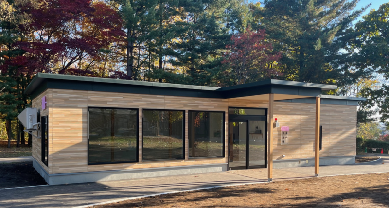 写真:東エリア屋内休憩施設