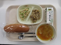 写真:2月2日中学校献立