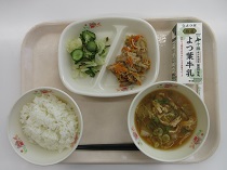 写真:2月17日中学校献立