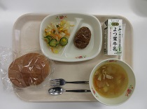 写真:4月13日中学校献立