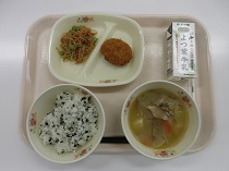 写真:4月15日中学校献立