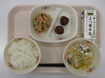 写真:5月15日中学校献立